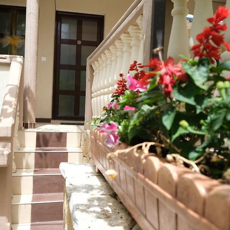 Apartmani Janosevic Sutomore Exterior photo